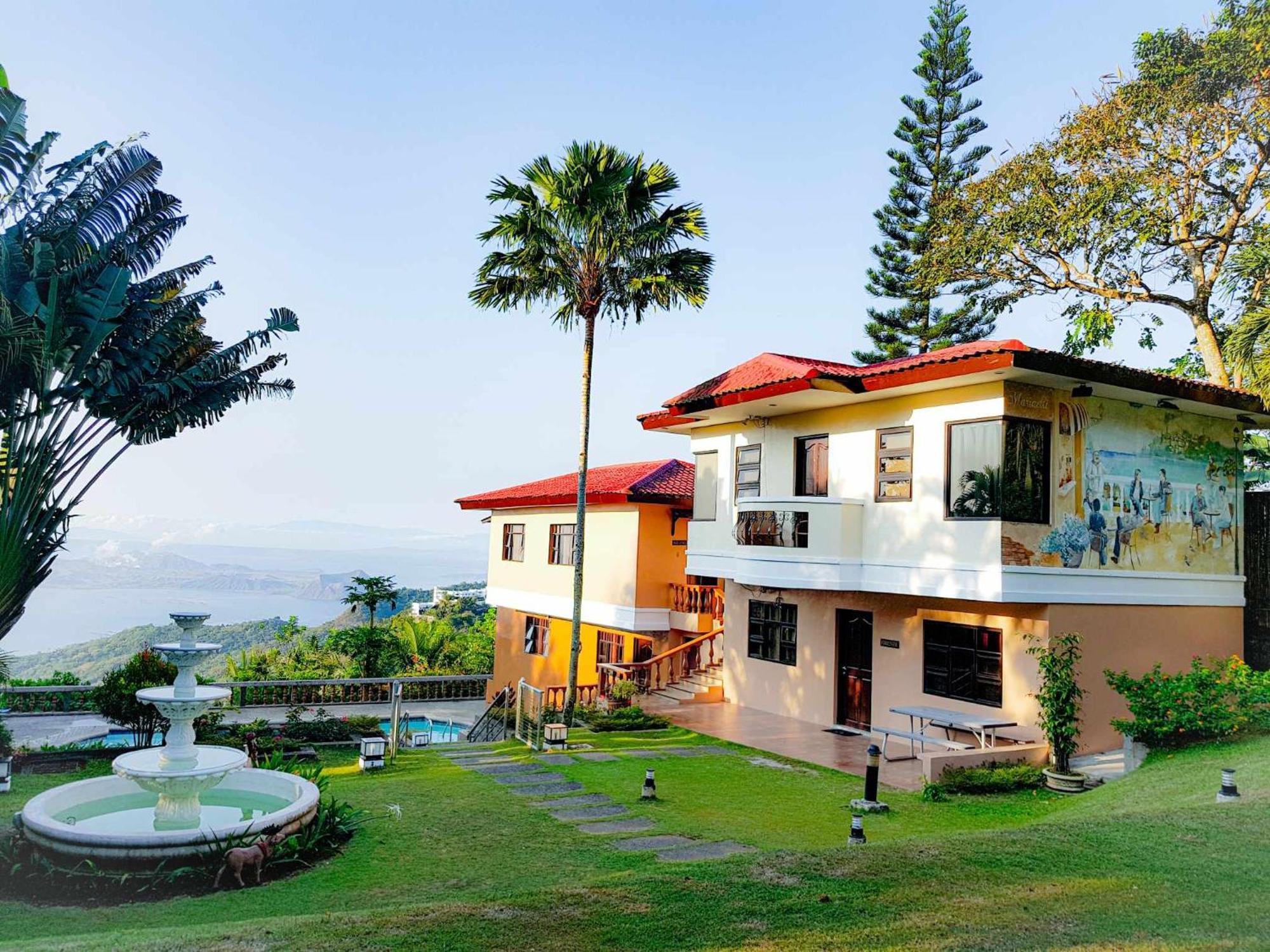 Villa Marinelli Bed And Breakfast Tagaytay City Екстериор снимка