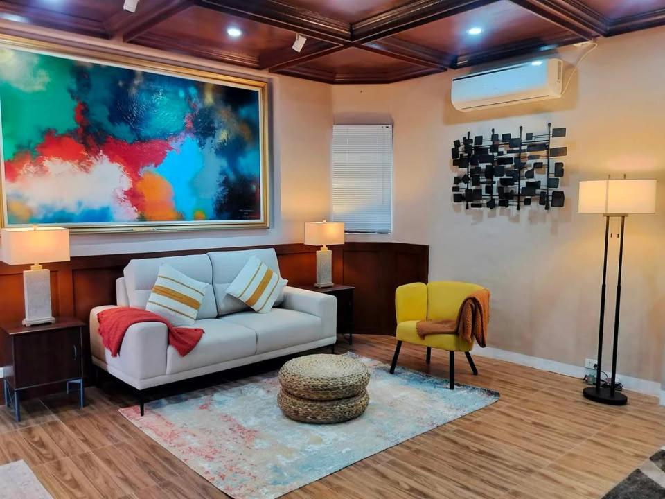Villa Marinelli Bed And Breakfast Tagaytay City Екстериор снимка